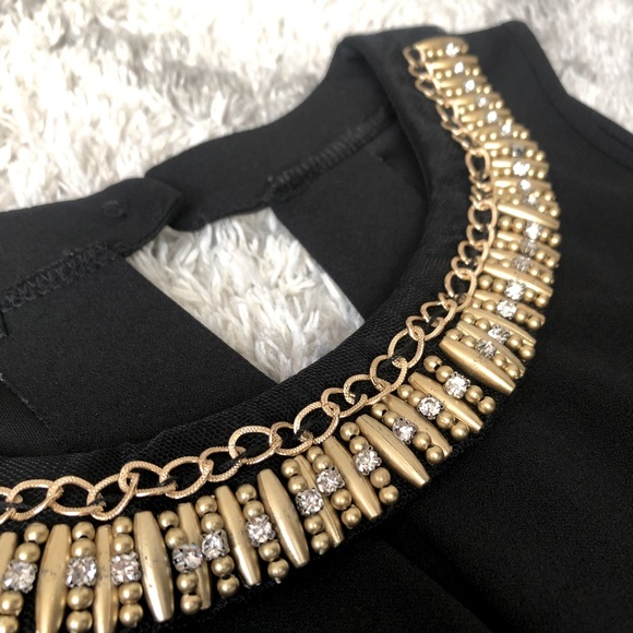 Boohoo Black Jumpsuit ✨VERY FLATTERING!!✨ - Picture 4 of 8